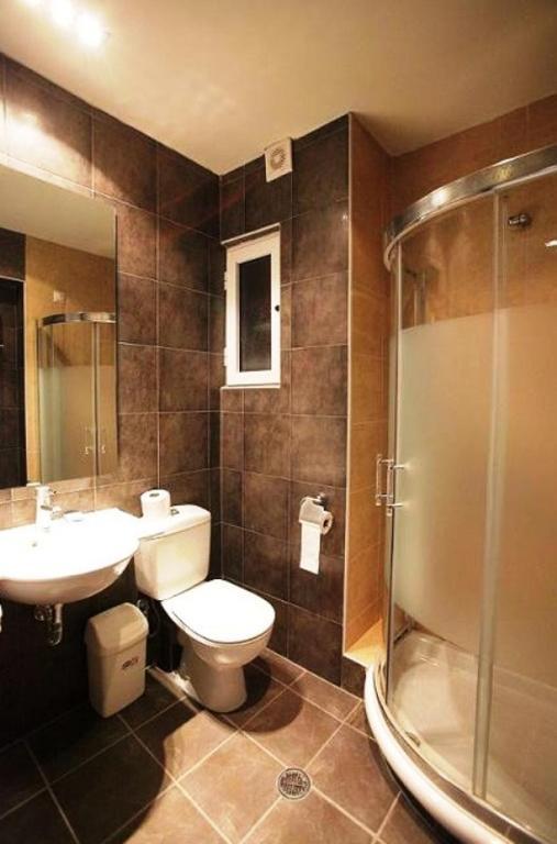Aliakmon Hotel Kozani Rum bild