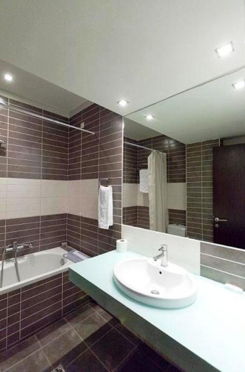 Aliakmon Hotel Kozani Rum bild